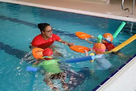 stage 1 swim lesson