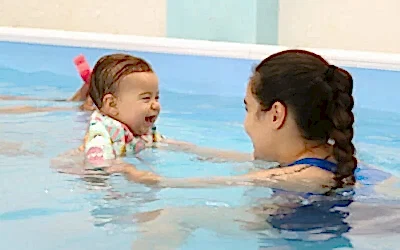 Five Fun Games to Play with Your Baby in the Swimming Pool